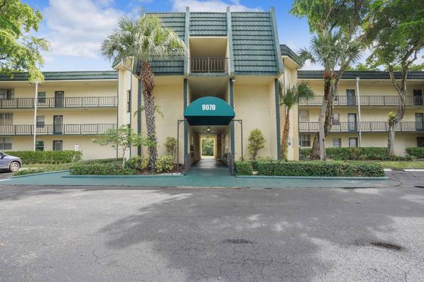 9070 Lime Bay BLVD 214, Tamarac, FL 33321