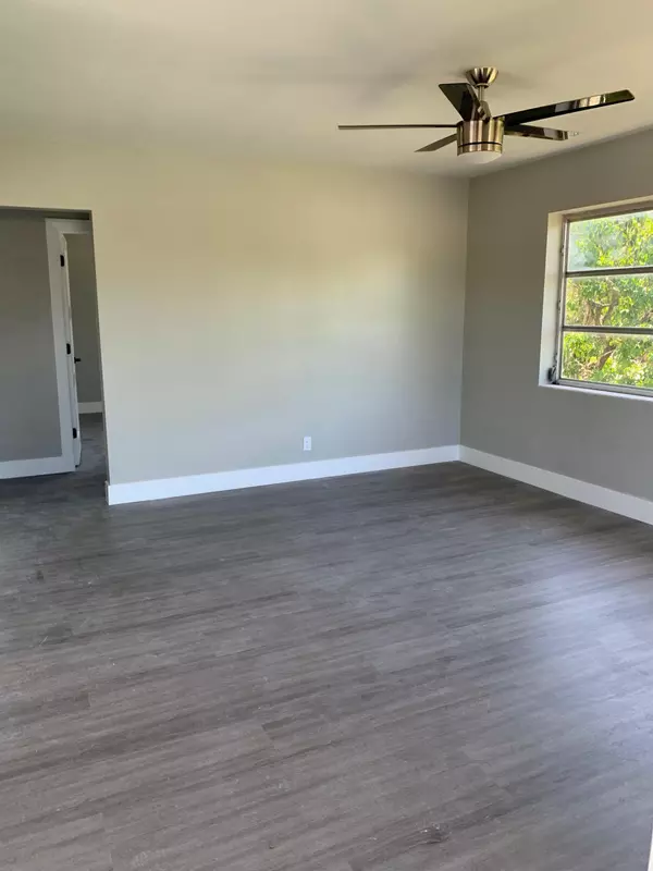 Lake Worth Beach, FL 33460,1118 N J ST B