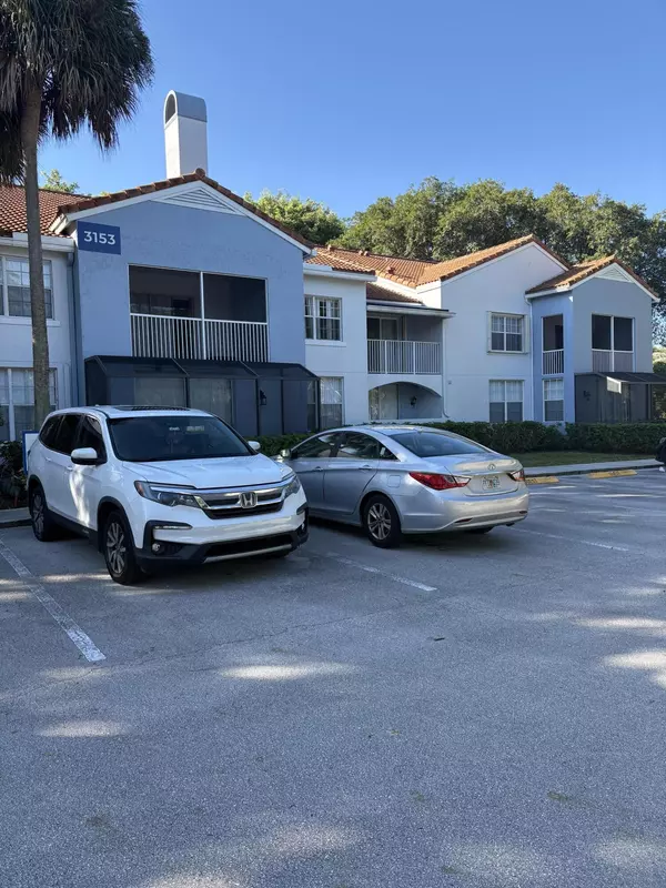 Boca Raton, FL 33496,3153 Clint Moore RD 204