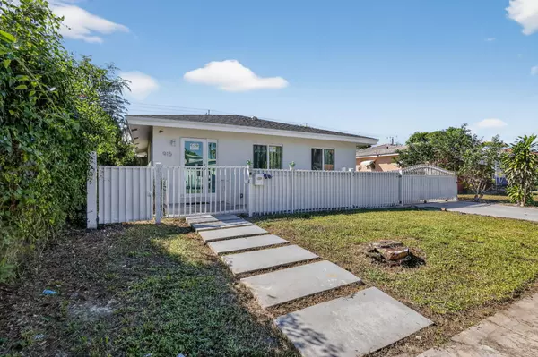 Lake Worth Beach, FL 33460,915 S F ST