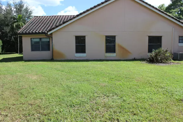 Wellington, FL 33414,2024 White Coral CT