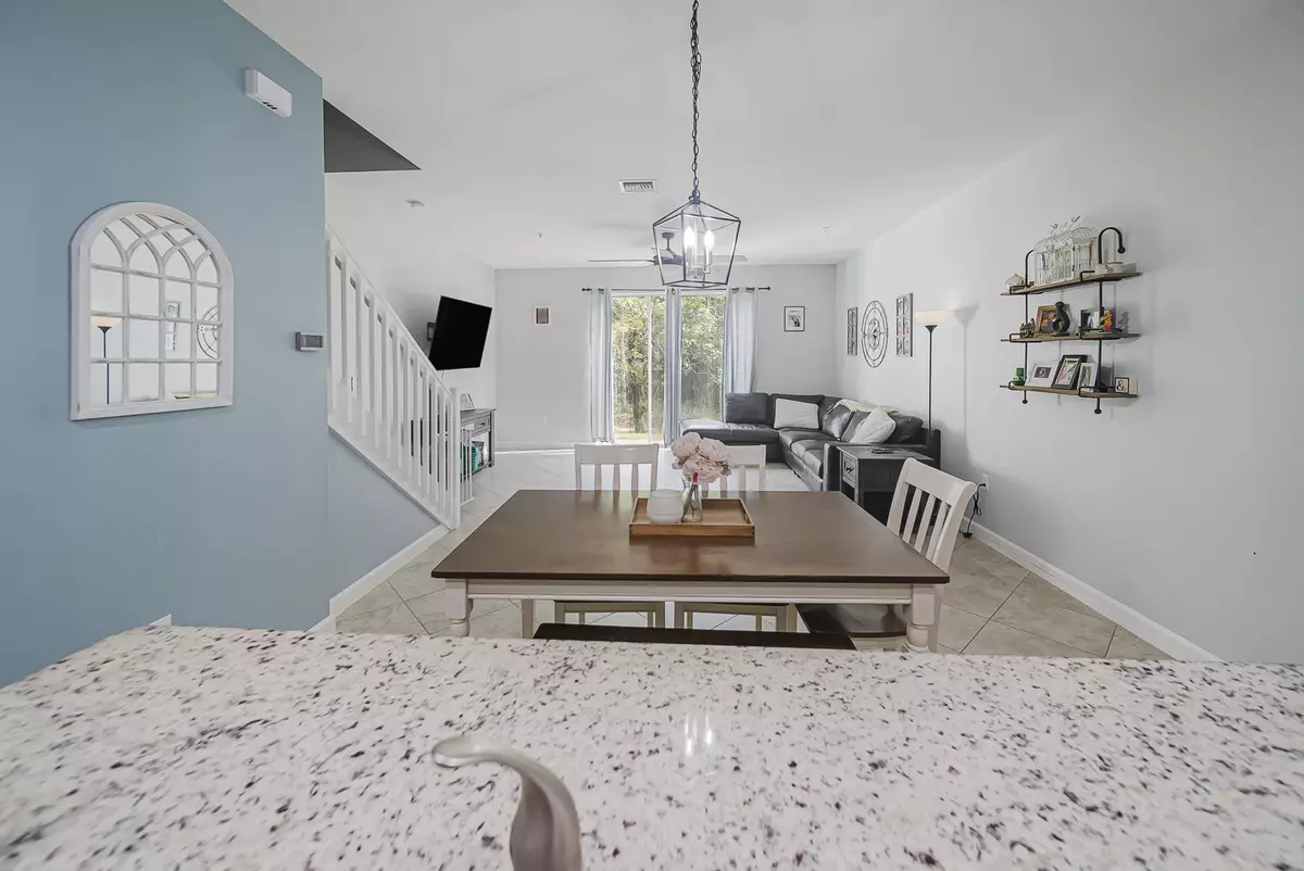 Stuart, FL 34997,3083 SW Otter LN