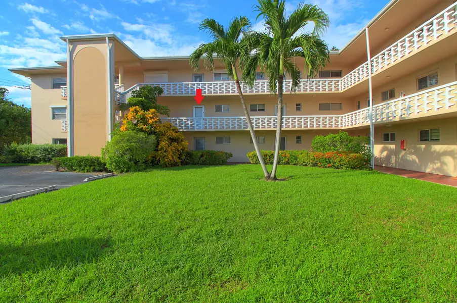 2721 N Garden DR 202, Lake Worth, FL 33461