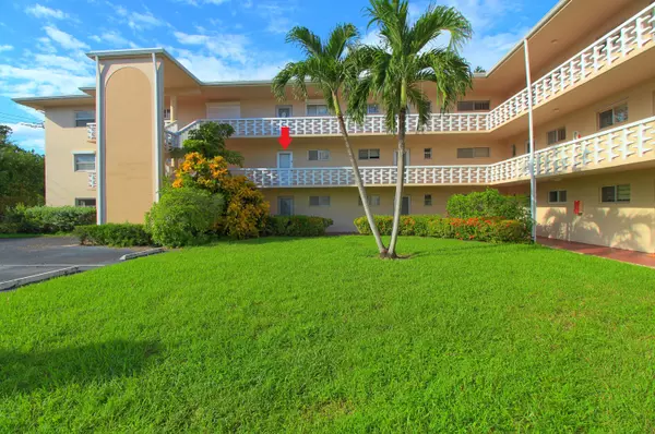 2721 N Garden DR 202, Lake Worth, FL 33461