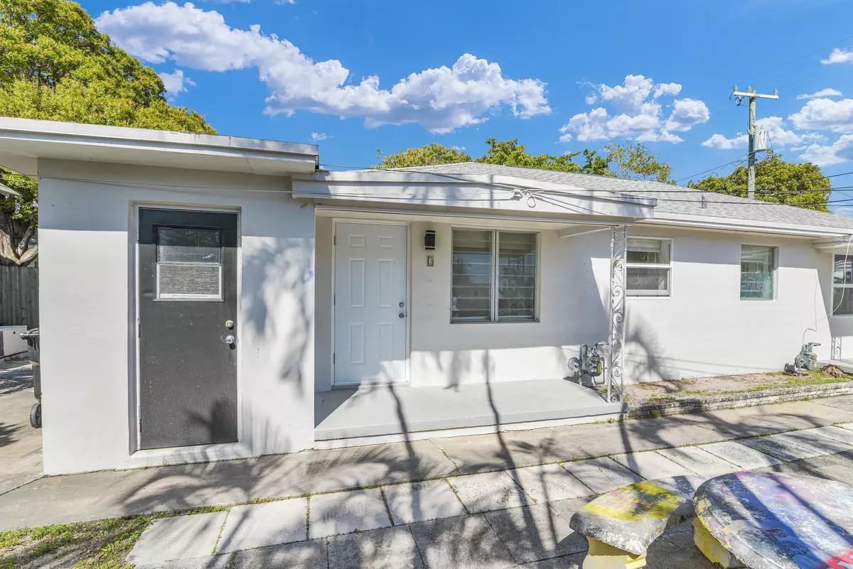 Lake Worth Beach, FL 33460,728 N L ST 2