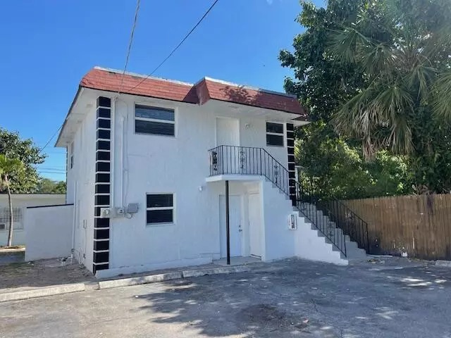 302 N Tamarind AVE, West Palm Beach, FL 33401