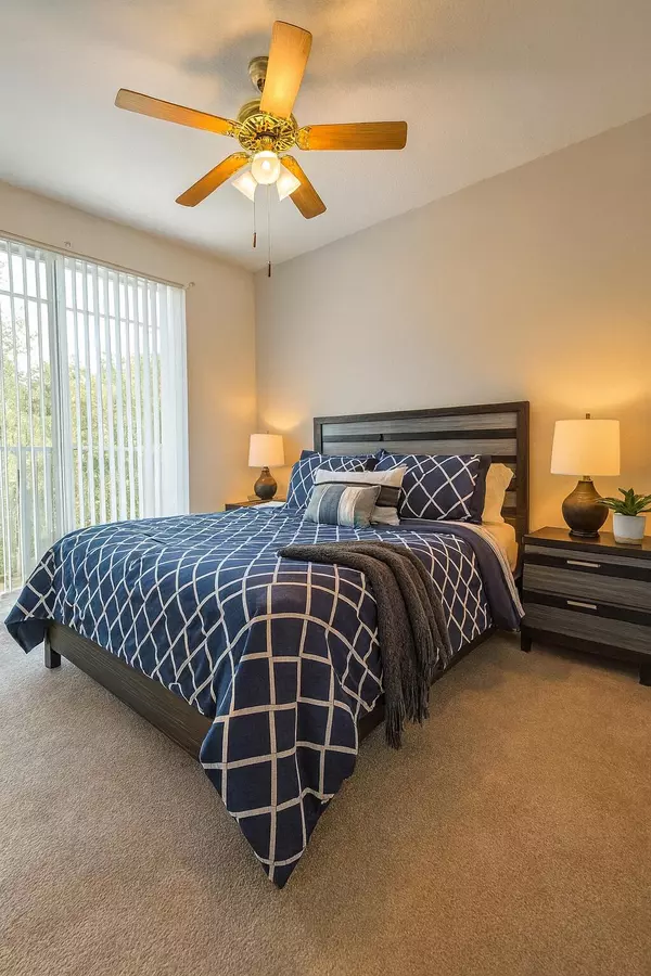 Jupiter, FL 33458,1140 University BLVD 21