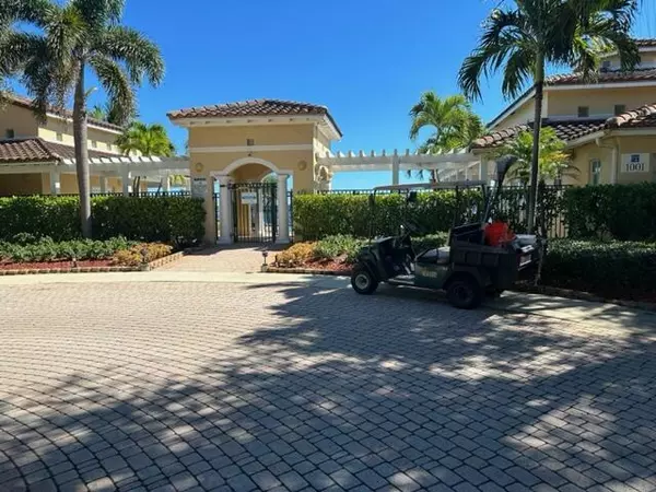 1110 Lake Shore DR 103, Lake Park, FL 33403