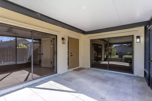 Delray Beach, FL 33445,996 NW 29th AVE B