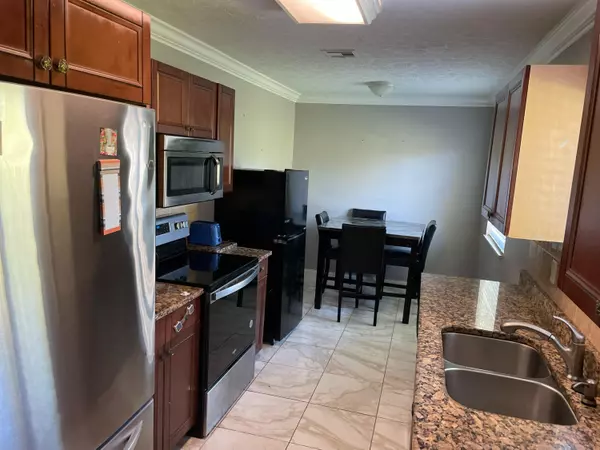 Port Saint Lucie, FL 34983,1832 SE Floresta DR