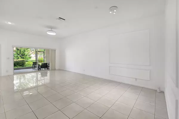Boynton Beach, FL 33472,6340 Long Key LN