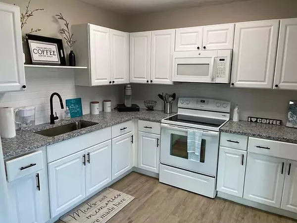 Sebastian, FL 32958,108 Flint ST A & B