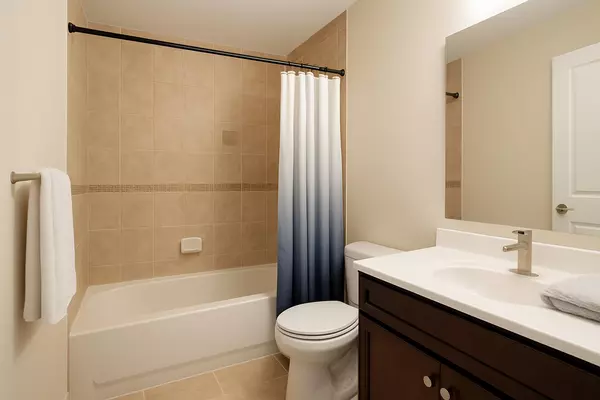 Palm Beach Gardens, FL 33418,4573 S Artesa WAY