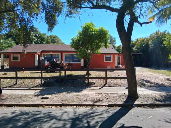 522 52 ST, West Palm Beach, FL 33407