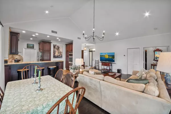 Boca Raton, FL 33434,19199 Sabal Lake DR