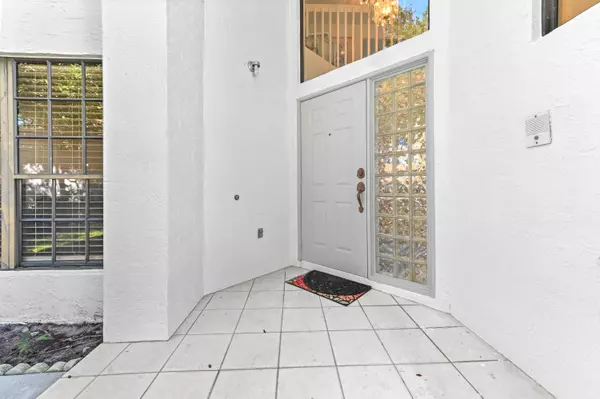 Delray Beach, FL 33445,4940 Sherwood Forest DR