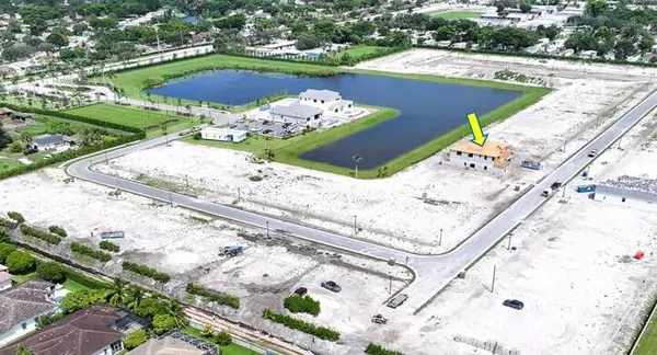 Davie, FL 33328,5005 Naugle WAY Livingston #15