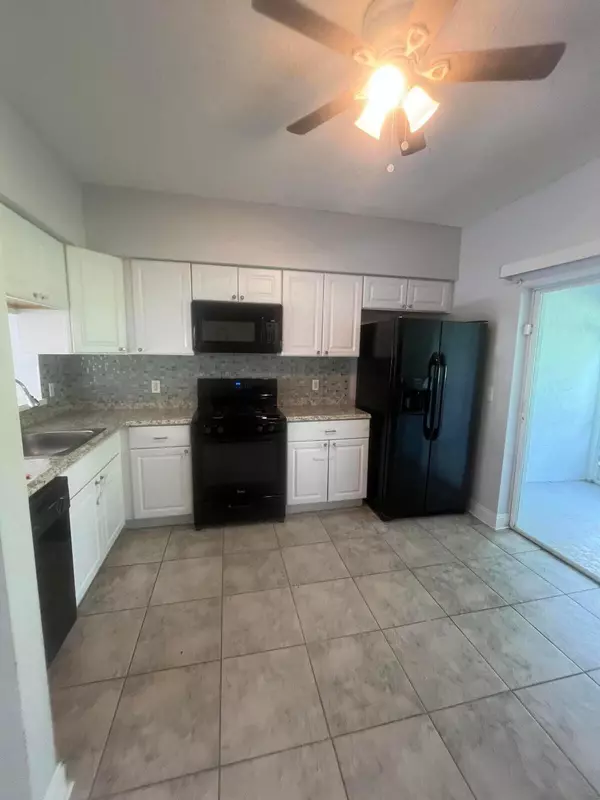 Tamarac, FL 33321,7823 Sanibel DR