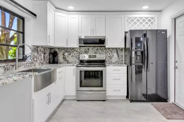 4857 Dovewood TER A, Boynton Beach, FL 33436