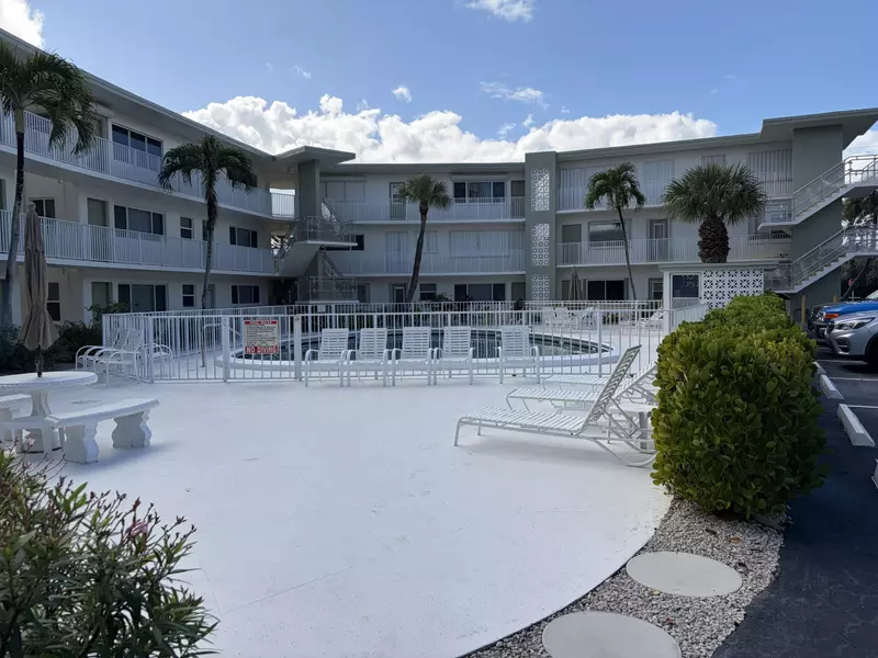 3600 N Ocean DR 124, Riviera Beach, FL 33404