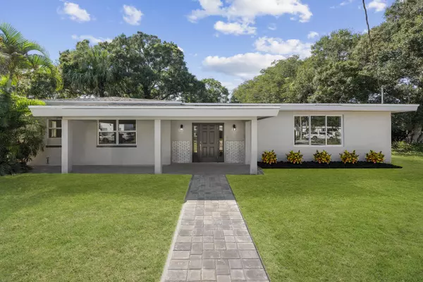 1915 S 33rd ST, Fort Pierce, FL 34947