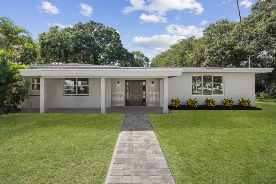 1915 S 33rd ST, Fort Pierce, FL 34947