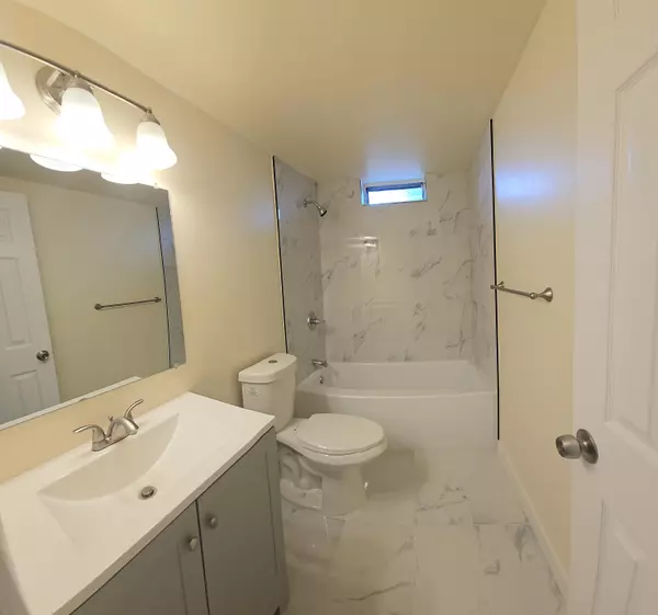 Lake Park, FL 33403,1501 Crescent CIR E44