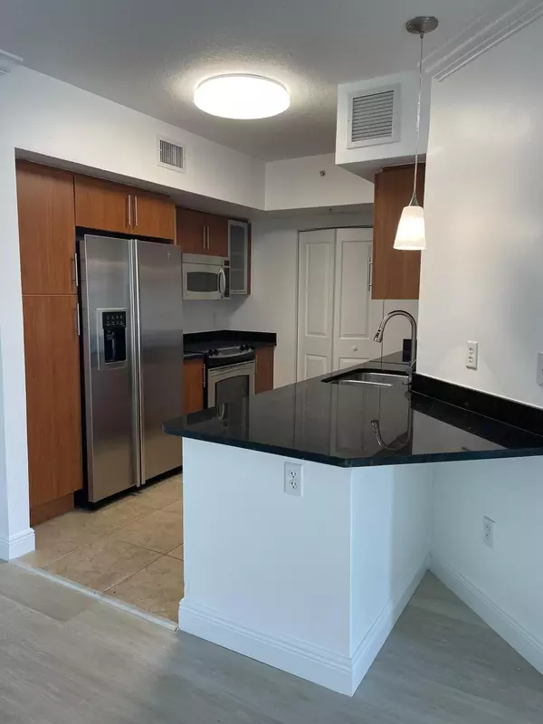 West Palm Beach, FL 33401,600 S Dixie HWY 558