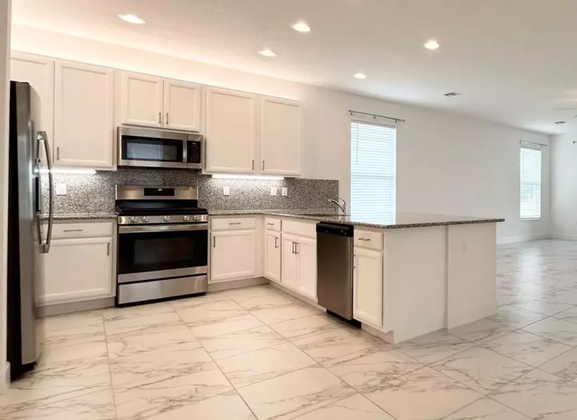 11650 SW Moon River WAY, Port Saint Lucie, FL 34987