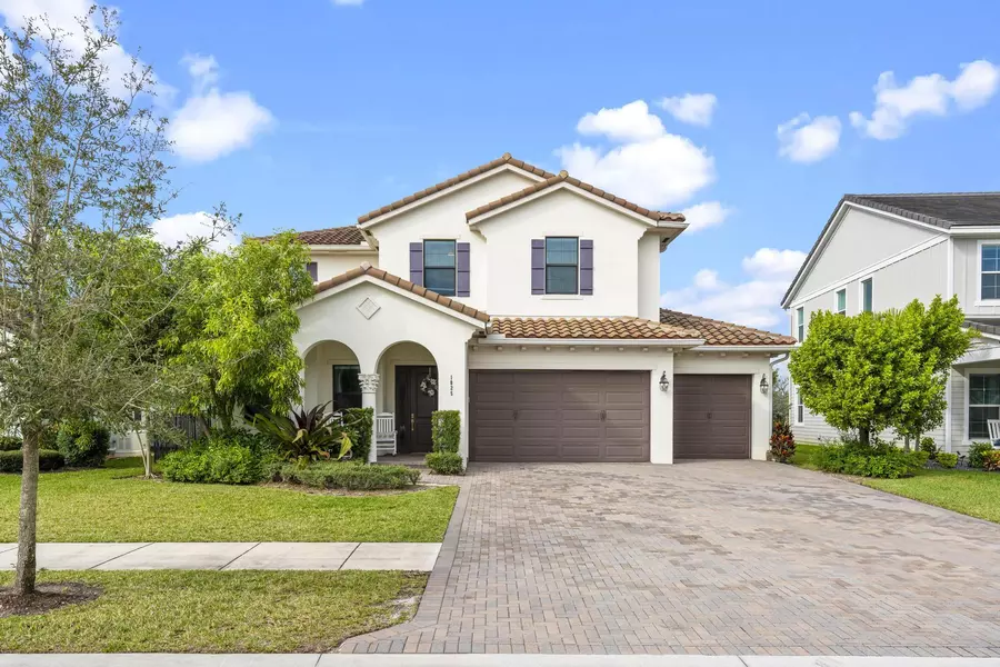 Loxahatchee, FL 33470