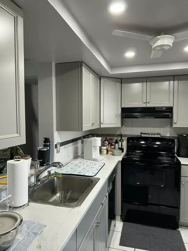 Margate, FL 33063,7310 NW 18th ST 202