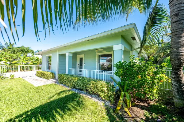 Jensen Beach, FL 34957,3773 NE Barbara DR