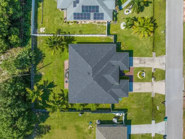 Port Saint Lucie, FL 34953,914 SW Mccracken AVE