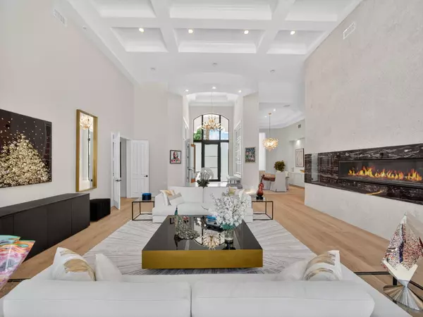 Palm Beach Gardens, FL 33418,38 St. Thomas DR