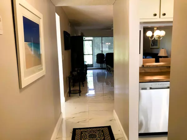 Lake Worth, FL 33467,4570 Lucerne Lakes BLVD 105