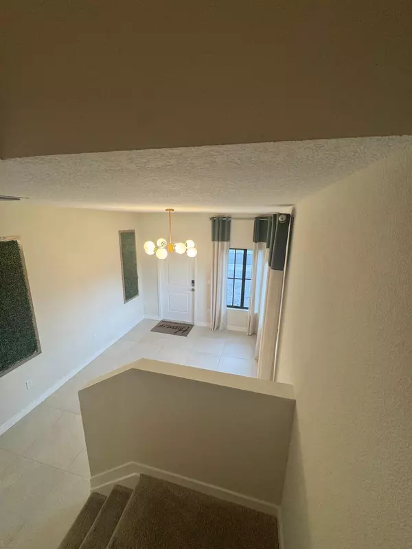 Haverhill, FL 33415,5000 Elderberry ST