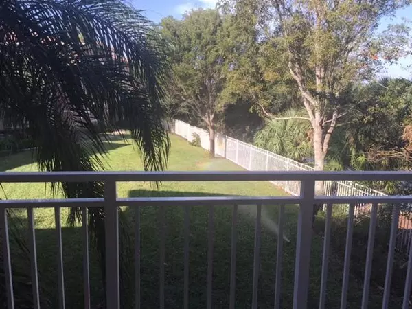 West Palm Beach, FL 33411,6511 Emerald Dunes DR 205