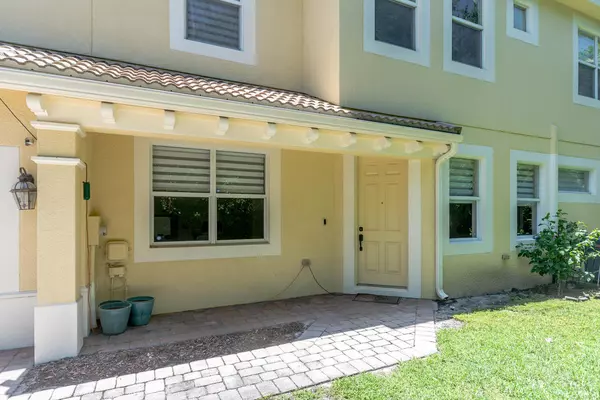 Palm Beach Gardens, FL 33418,4655 Cadiz CIR