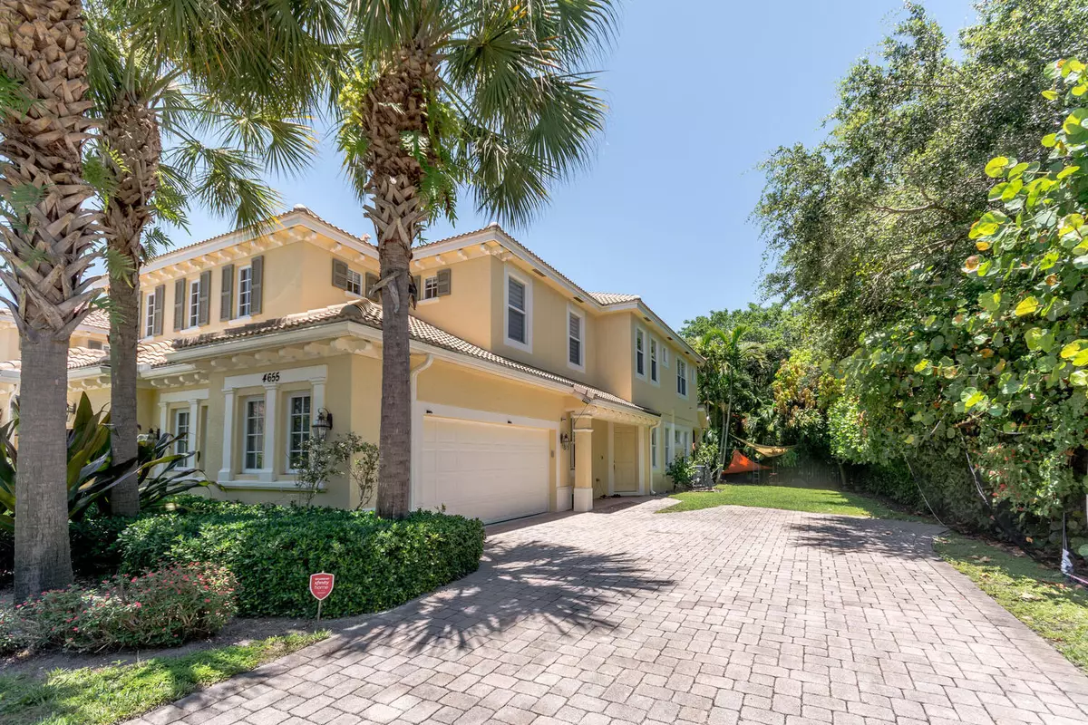 Palm Beach Gardens, FL 33418,4655 Cadiz CIR