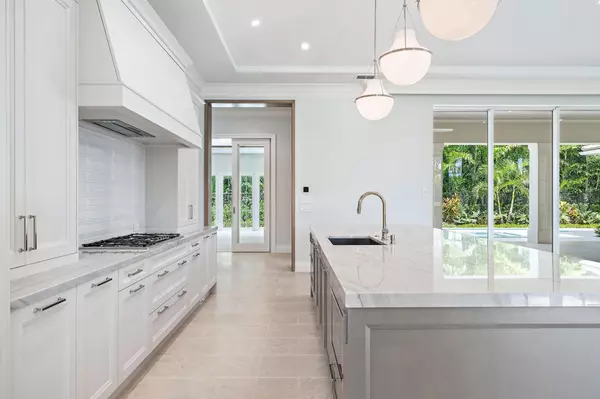 Gulf Stream, FL 33483,2917 Bluewater CV