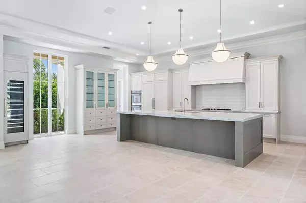 Gulf Stream, FL 33483,2917 Bluewater CV