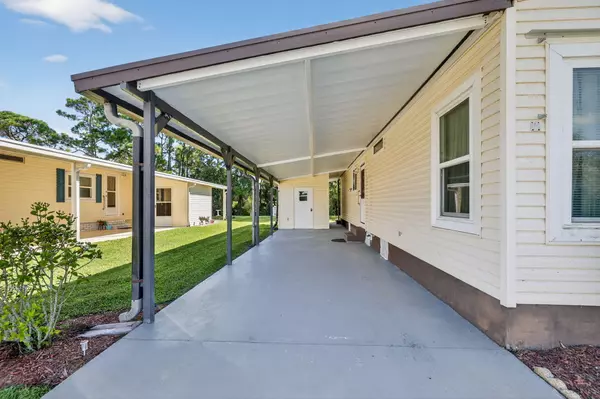 Port Saint Lucie, FL 34952,2629 Caper CT