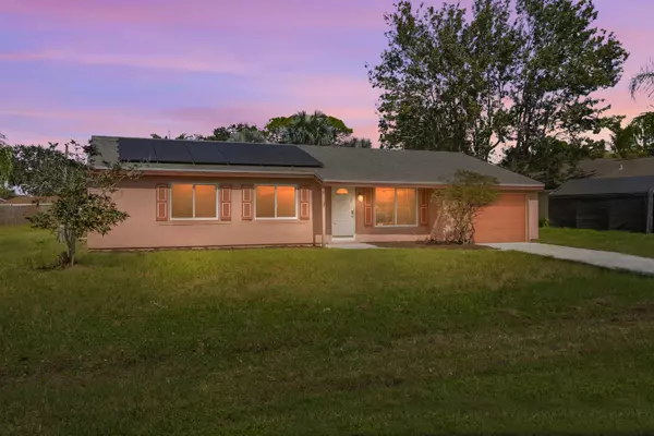 1449 SE Minorca AVE, Port Saint Lucie, FL 34952