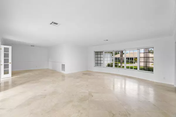 Boca Raton, FL 33486,1349 SW Mulberry WAY