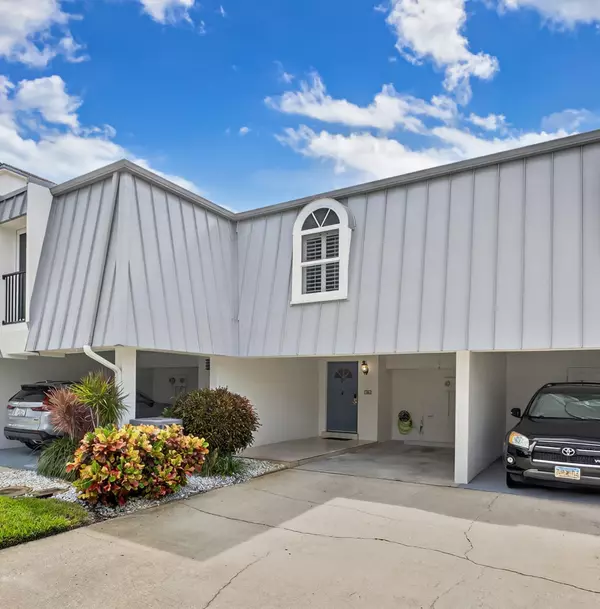 North Palm Beach, FL 33408,382 Golfview RD C