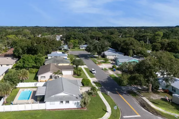 Vero Beach, FL 32962,2490 4th PL