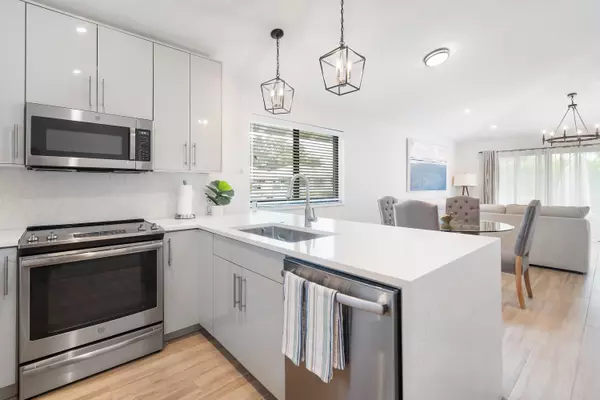 Palm Beach Gardens, FL 33418,101 Club DR