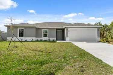 2385 SW Chateau TER, Port Saint Lucie, FL 34953