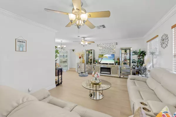 Palm Beach Gardens, FL 33410,4430 Gardenia DR
