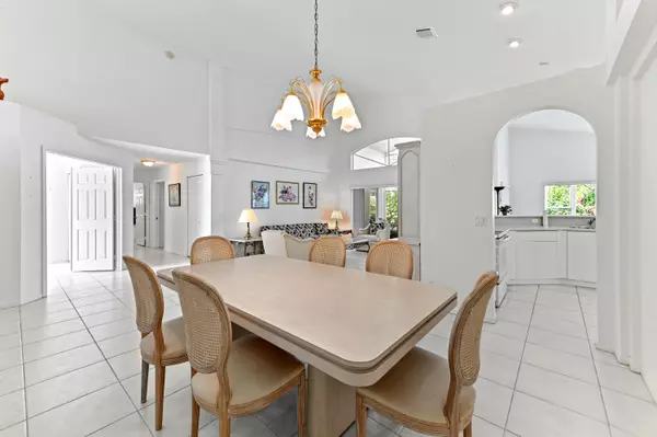 Boynton Beach, FL 33437,7351 W Sterling Falls LN